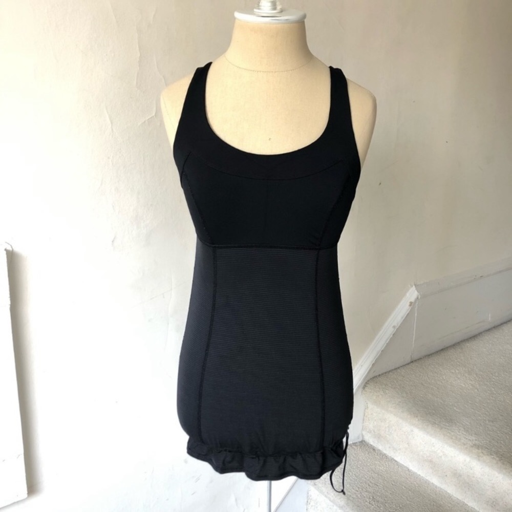 Lululemon Womens Run Black Wee Stripe Ta Ta Topper Drawstring Tank Top EUC Sz 6
